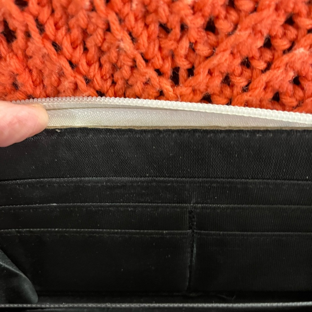 Source Unknown On The Brand, Pre-Loved But Like N… - image 4